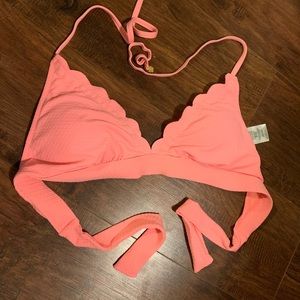Jessica Simpson Scallop Bikini Top